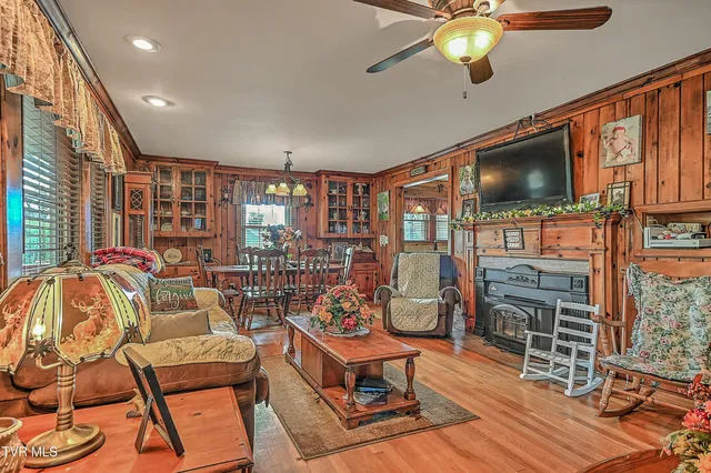 $314,900 | 700 Park Street, Bristol, VA 24201