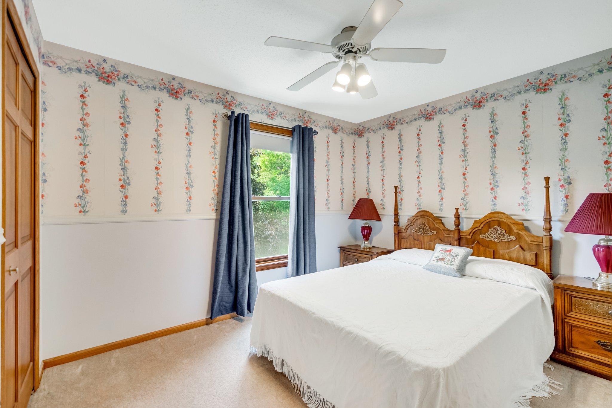 423 Sterling Street South Maplewood, MN 55119 - Photo 24 of 42