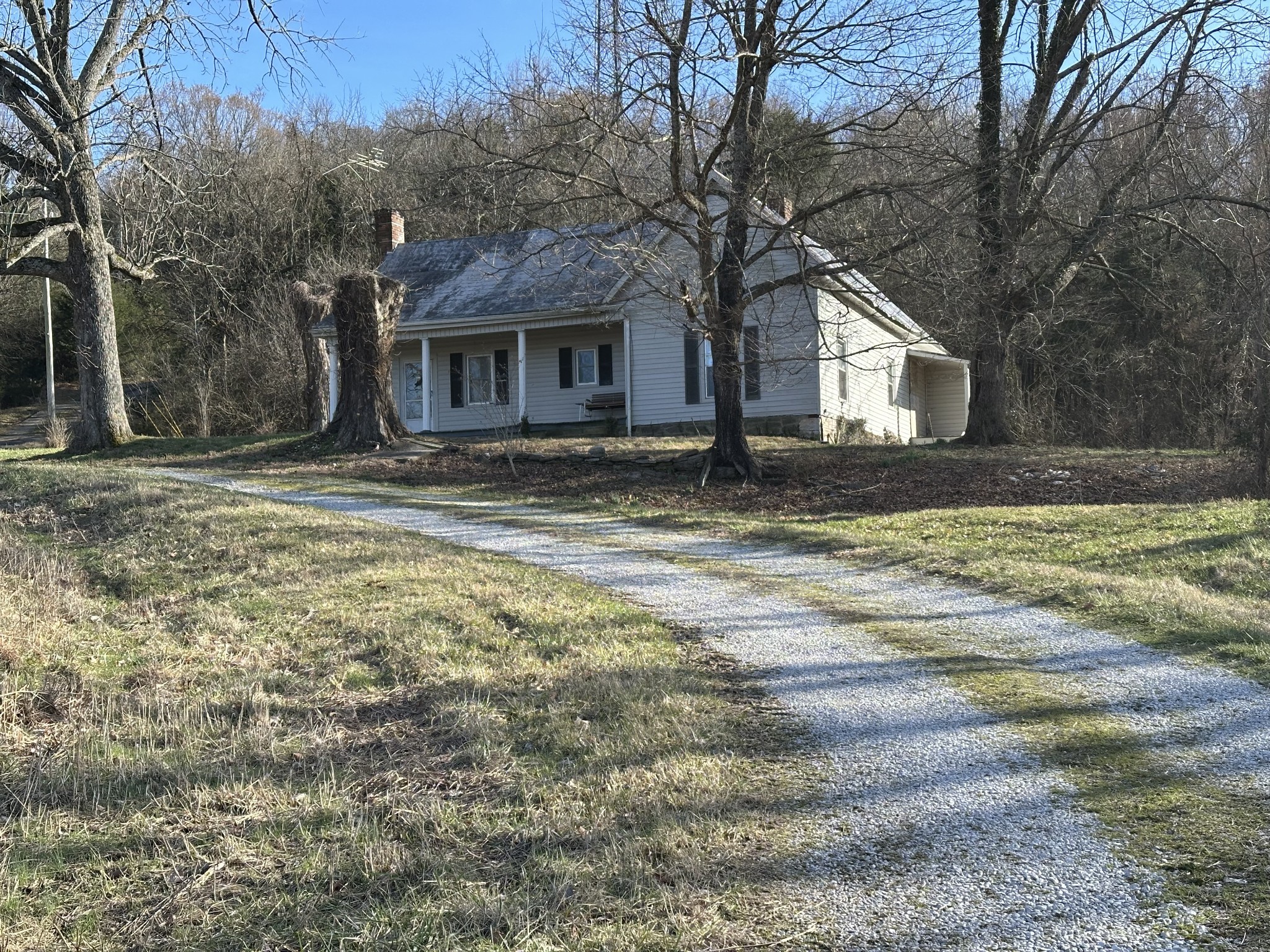 267 Grant Road Gordonsville, TN 38563 - Photo 2 of 65 Gallery Image 2