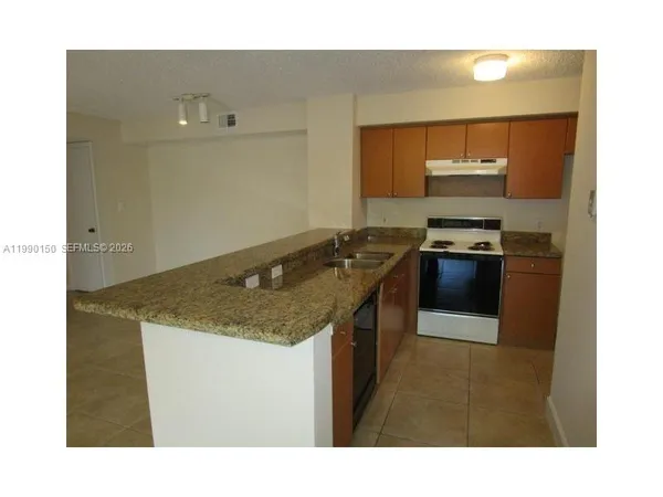 $2,500 | 640 South Park Road, Unit 344, Hollywood, FL 33021