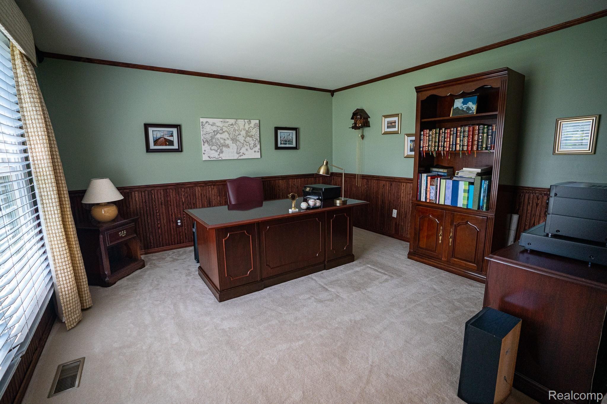 3508 Wyndam Court Rochester, MI 48306 - Photo 4 of 36 Wyndam Court-3.jpg