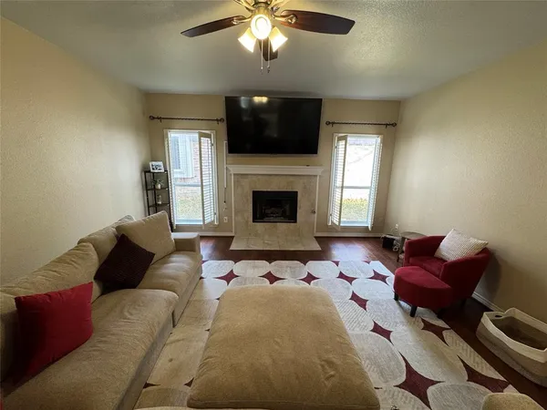 $3,200 | 3448 Lark Meadow Way, Dallas, TX 75287