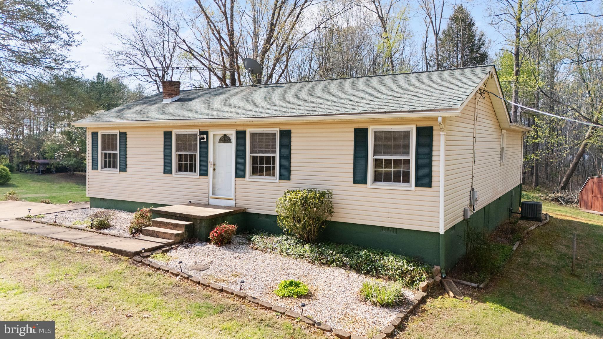 15366 Black Hill Road Rixeyville, VA 22737 - Photo 4 of 29 Gallery Image 4
