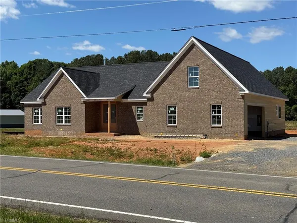 $549,900 | 156 Greenhill Road, Mocksville, NC 27028