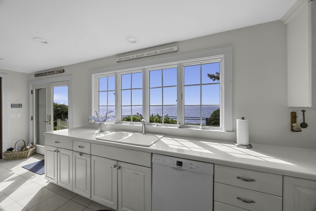 39 Shore Road West Harwich, MA 02671 - Photo 8 of 36 Gallery Image 8