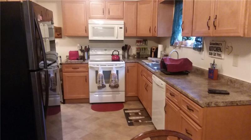 102 Cherry Valley Road Saxonburg, PA 16056 - Photo 9 of 24 Gallery Image 9