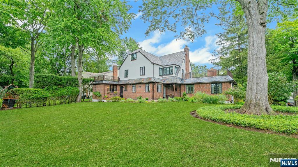 100 Norma Road Harrington Park, NJ 07640 - Photo 41 of 44 Gallery Image 41