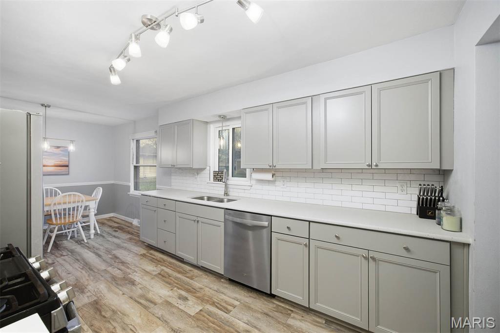 2708 Lemon Street Road Highland, IL 62249 - Photo 7 of 31