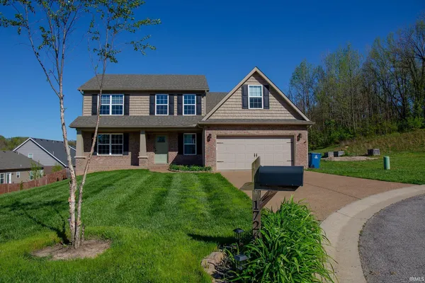 $385,000 | 1726 Hills Drive, Evansville, IN 47710