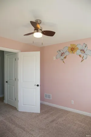 $385,000 | 1726 Hills Drive, Evansville, IN 47710