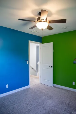 $385,000 | 1726 Hills Drive, Evansville, IN 47710