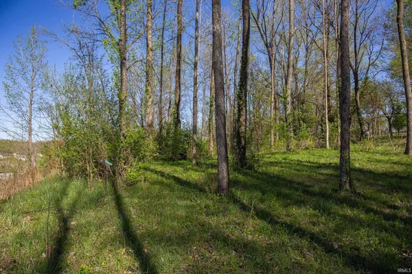 $385,000 | 1726 Hills Drive, Evansville, IN 47710