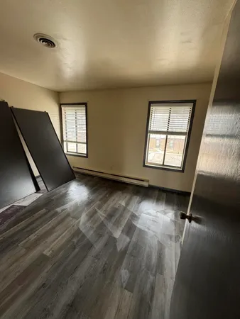 $1,400 | 3904 South Sunset Drive, Unit 3904, Greenfield, WI 53220