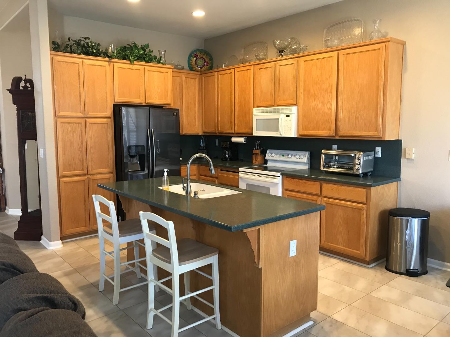 1809 Rothchild Drive Modesto, CA 95355 - Photo 9 of 31 Gallery Image 9