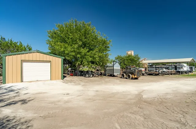 $1,350,000 | 126-130 Robby Lane, Kerrville, TX 78028