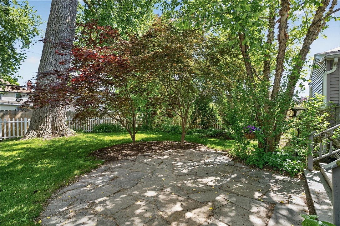 464 Harwick Road Irondequoit, NY 14609 - Photo 38 of 40