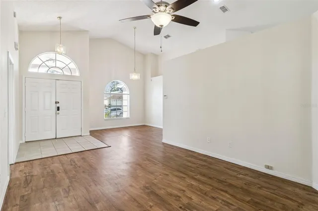 $2,395 | 166 Greeley Loop, Davenport, FL 33897