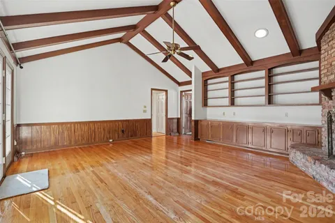 $675,000 | 754 Charter Place, Charlotte, NC 28211