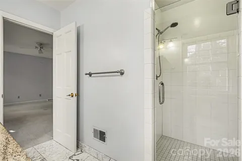 $675,000 | 754 Charter Place, Charlotte, NC 28211