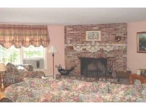 16 Netherwood Road Windham, NH 03087 - Photo 8 of 9