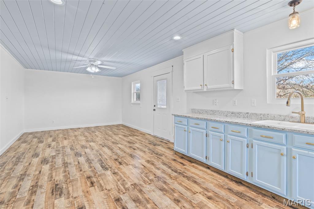2161 Young Road Pacific, MO 63069 - Photo 33 of 53