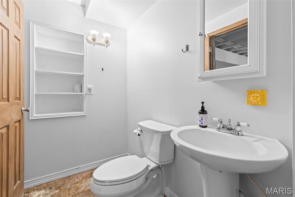 2161 Young Road Pacific, MO 63069 - Photo 50 of 53