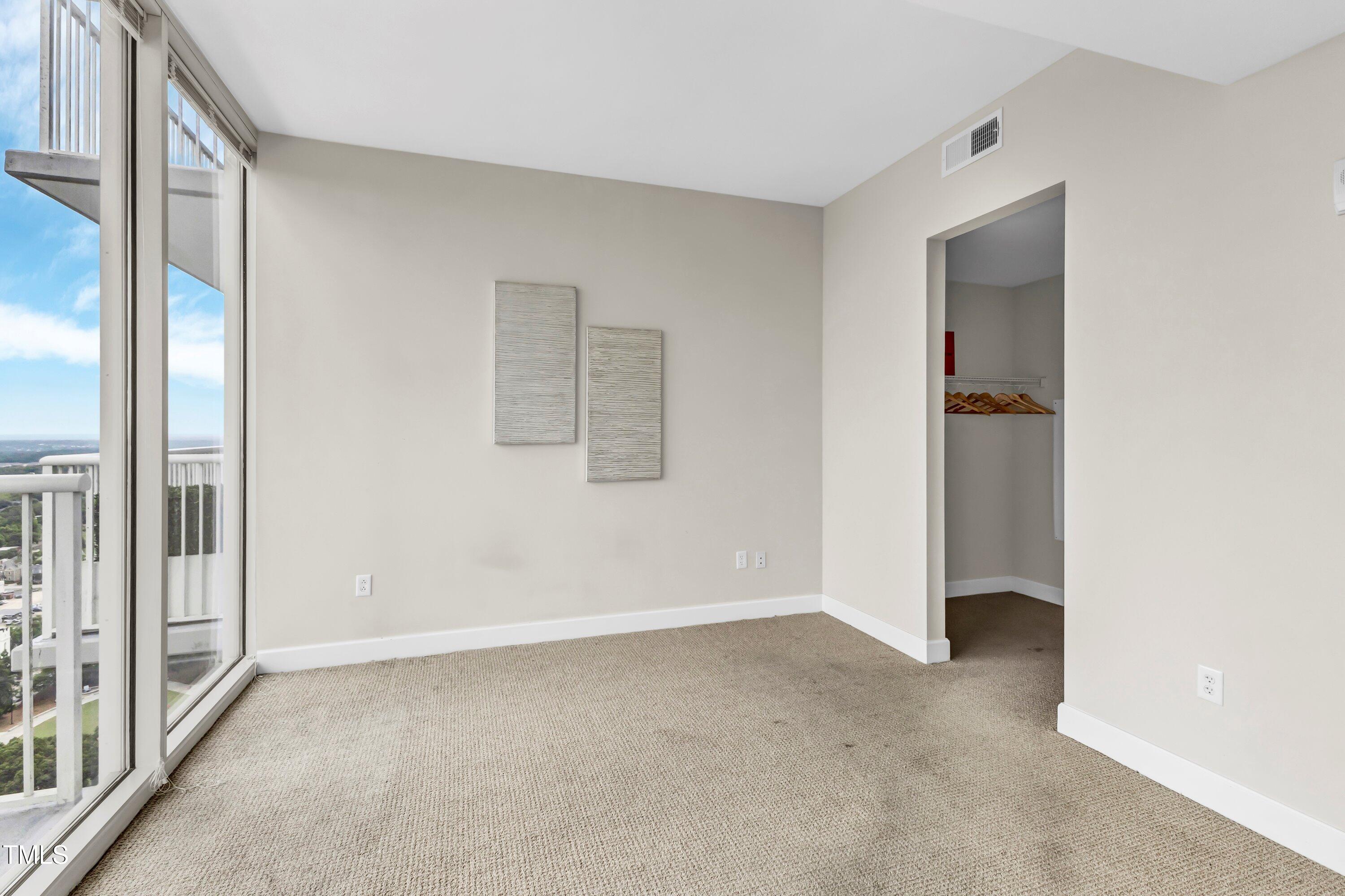 301 Fayetteville Street, Unit 2705 Raleigh, NC 27601 - Photo 14 of 45 24-IMG_7024