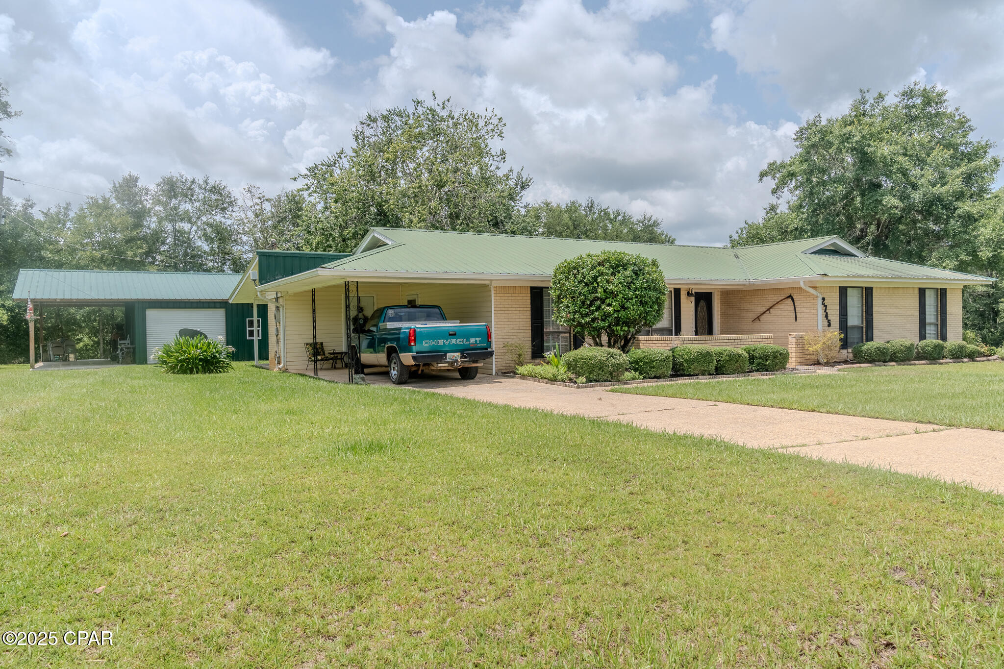 2745 Perry Road Cottondale, FL 32431 - Photo 2 of 53