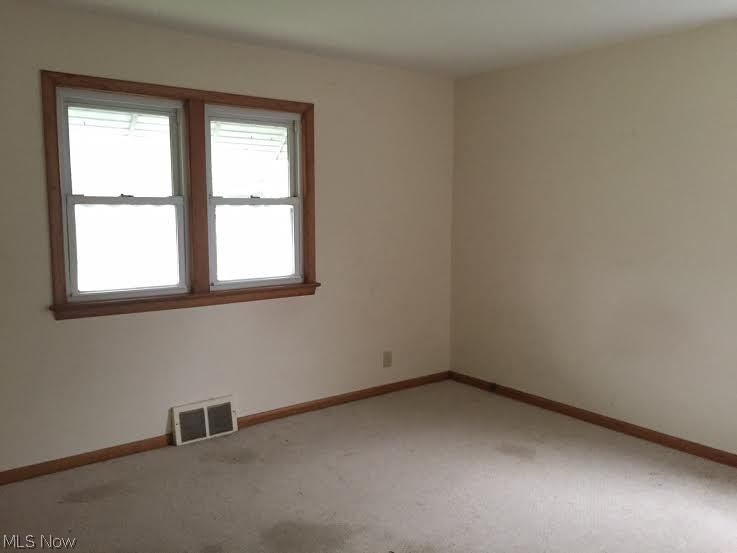 337 Clarmont Road Willowick, OH 44095 - Photo 5 of 14 Gallery Image 5