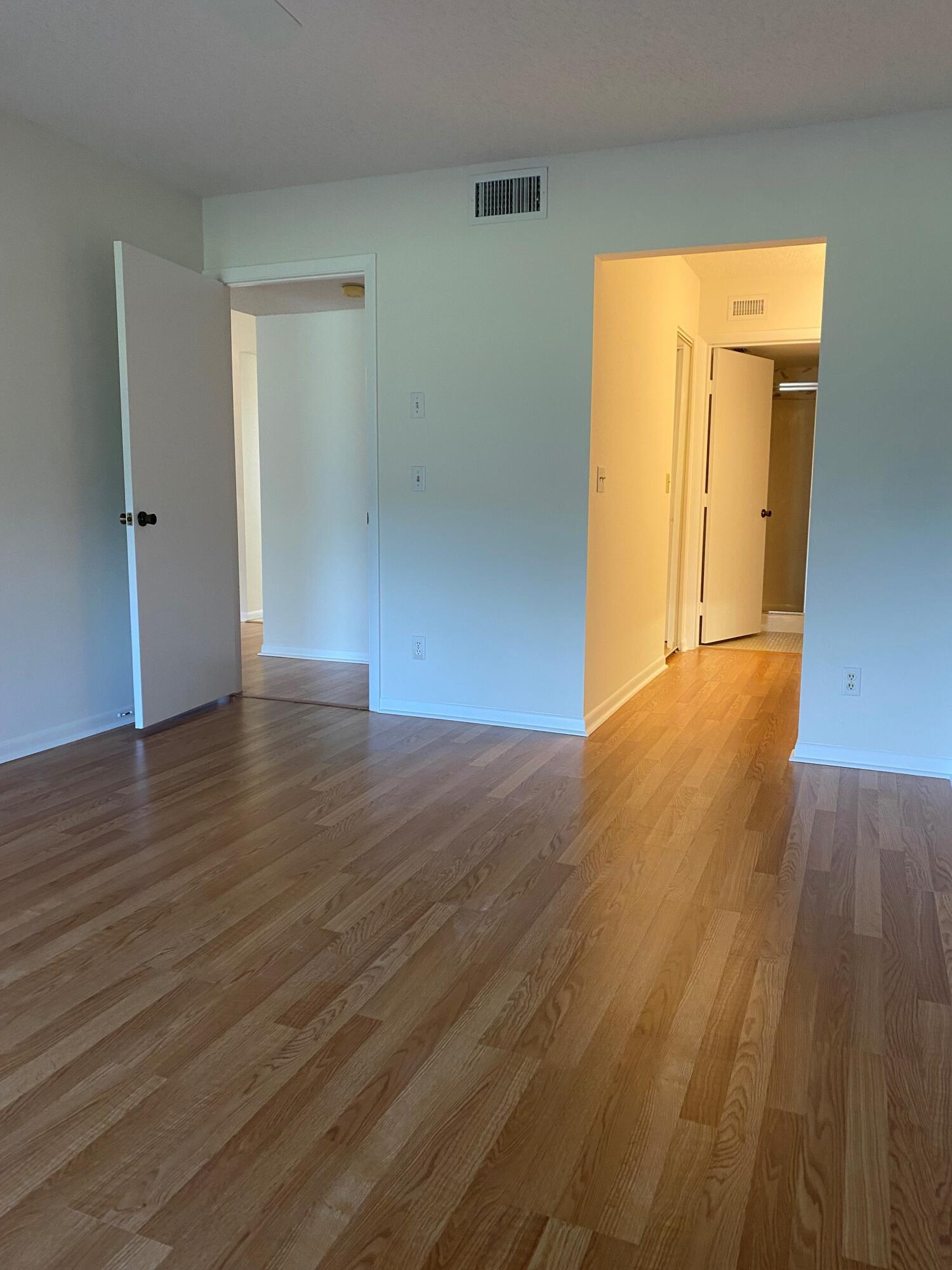 401 Pinecrest Circle, Unit A Jupiter, FL 33458 - Photo 7 of 14 6