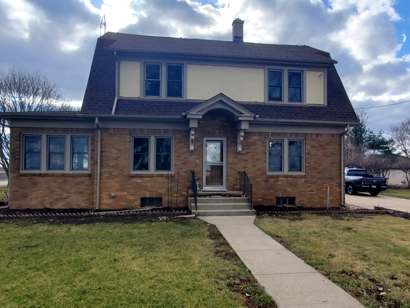 310 Genoa Road Genoa, IL 60135 - Photo 1 of 7