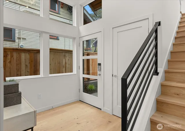 $1,399,950 | 4222 Meridian Avenue North, Seattle, WA 98103