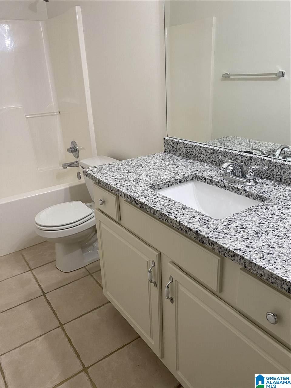 439 Summit Way Fultondale, AL 35068 - Photo 16 of 32