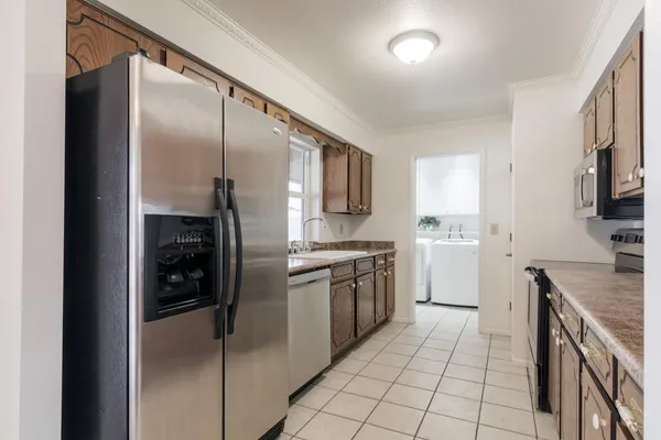 $1,750 | 4422 East Escondido Avenue, Mesa, AZ 85206