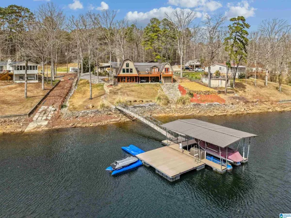 $949,900 | 344 Gulf Ridge Drive, Jasper, AL 35504