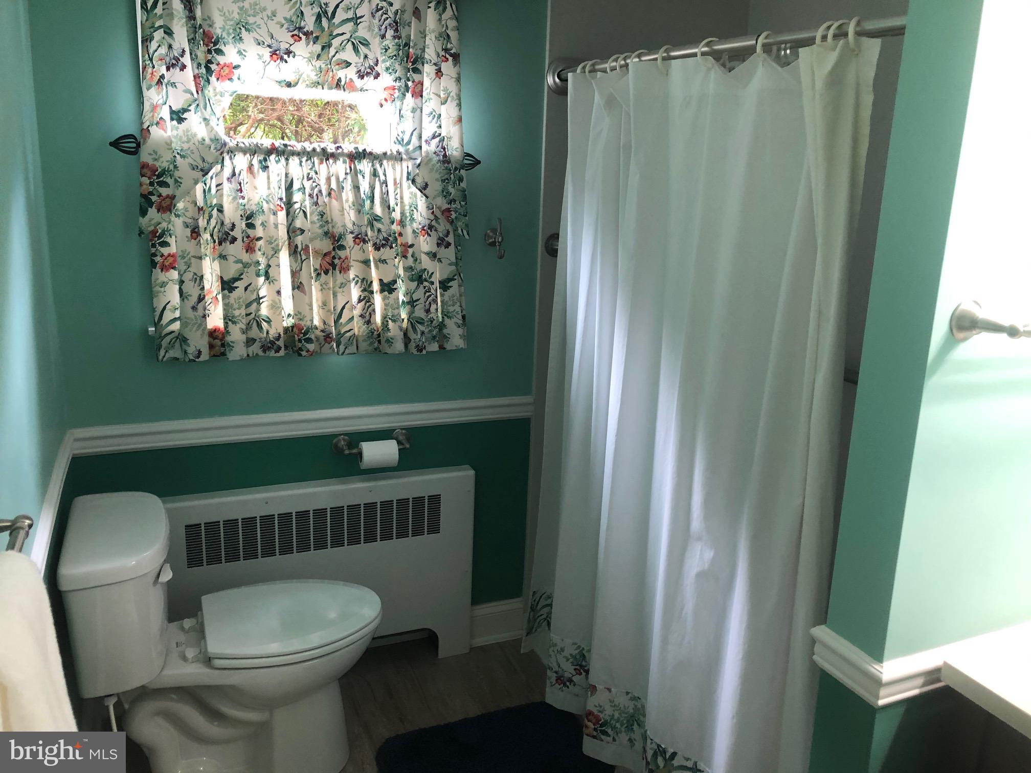 806 Hughes Shop Road Westminster, MD 21158 - Photo 22 of 30 Full bath