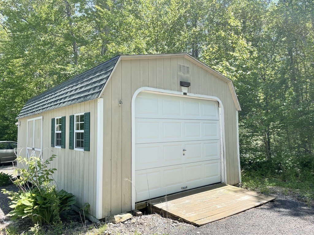 1989 Greenwich Road Hardwick, MA 01082 - Photo 28 of 30 Gallery Image 28