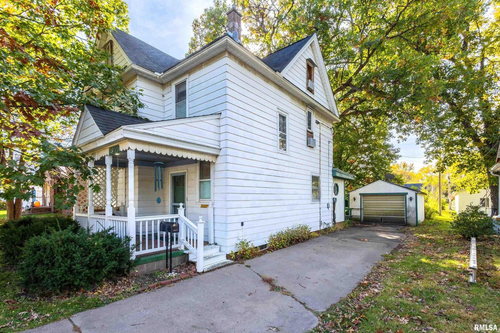 1322 27th Avenue Moline, IL 61265 - Photo 3 of 38