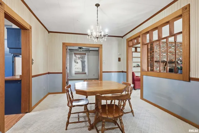 $124,000 | 1322 27th Avenue, Moline, IL 61265