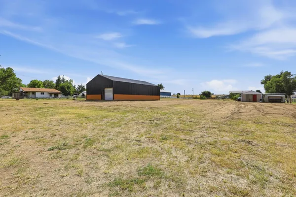 $299,900 | 7525 North Yale Street, Spokane, WA 99217