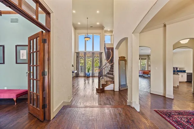 a view of livingroom with furniture and wooden floor