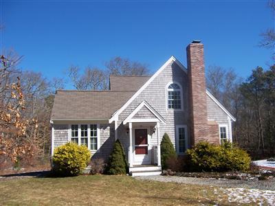 78 Richardson Road Centerville, MA 02632 - Photo 3 of 20 a front view of a house with garden