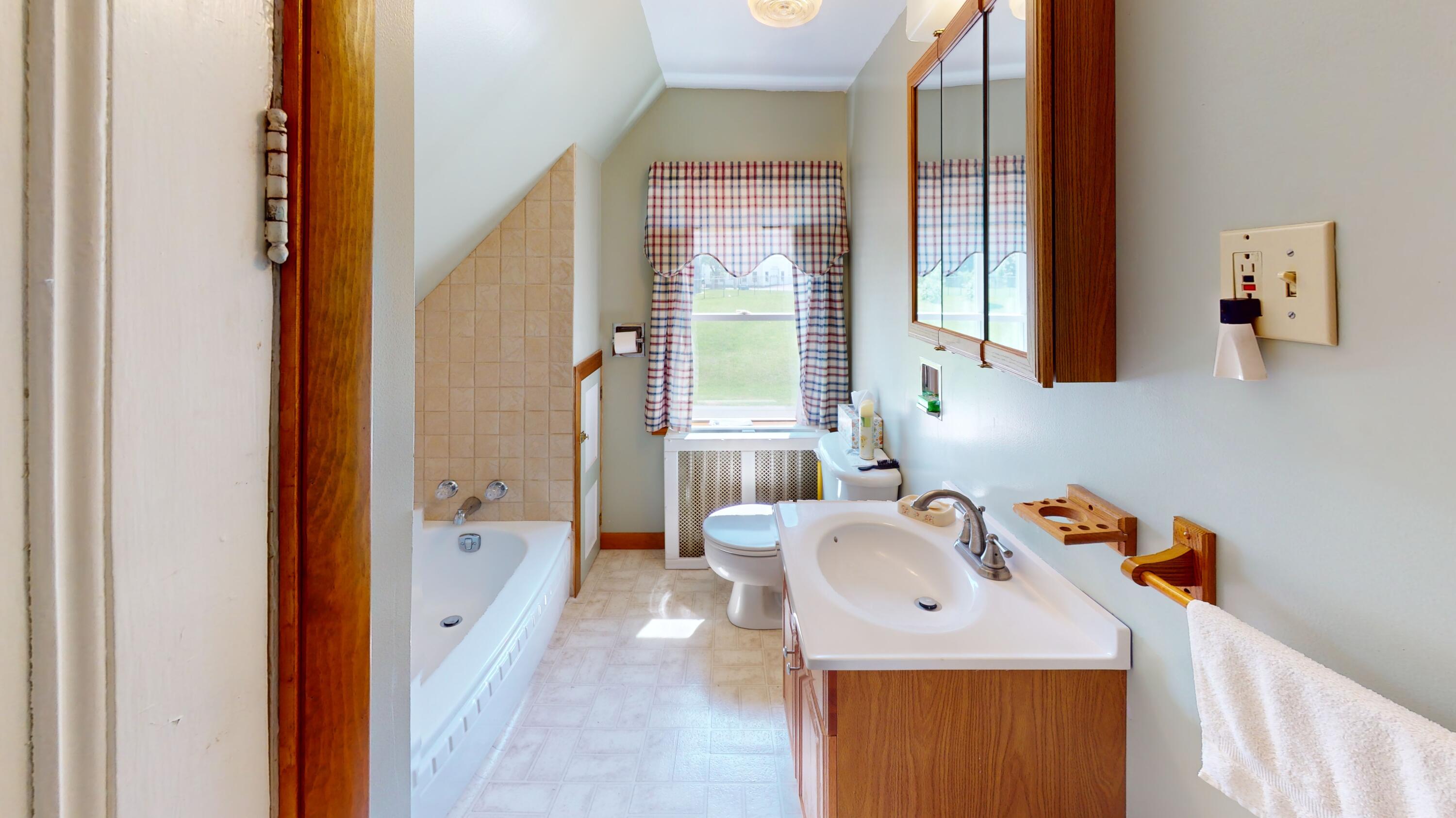 49 Main Street Lubec, ME 04652 - Photo 15 of 24 Bathroom