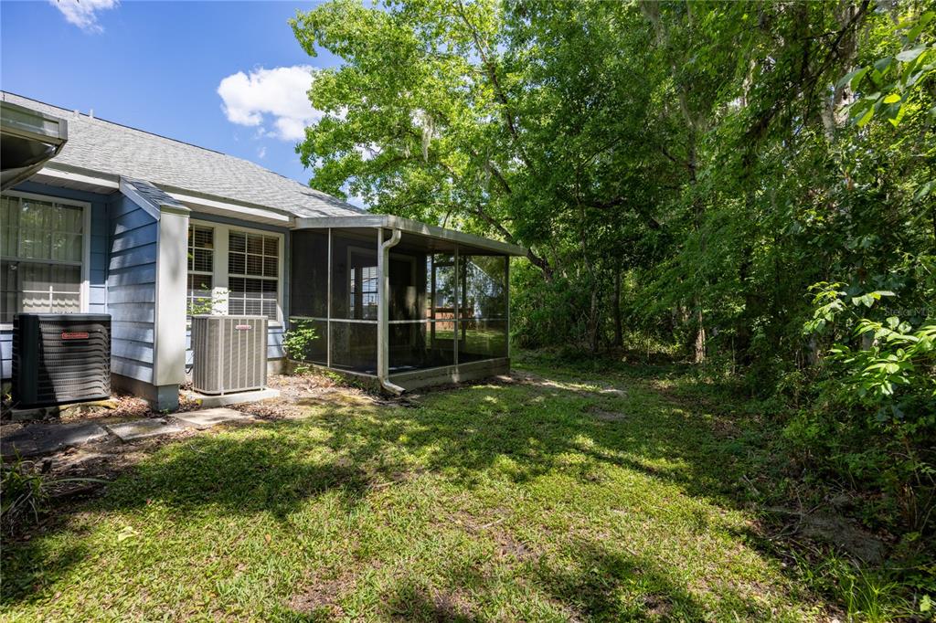 218 Northwest 50th Boulevard, Unit K Gainesville, FL 32607 - Photo 32 of 40