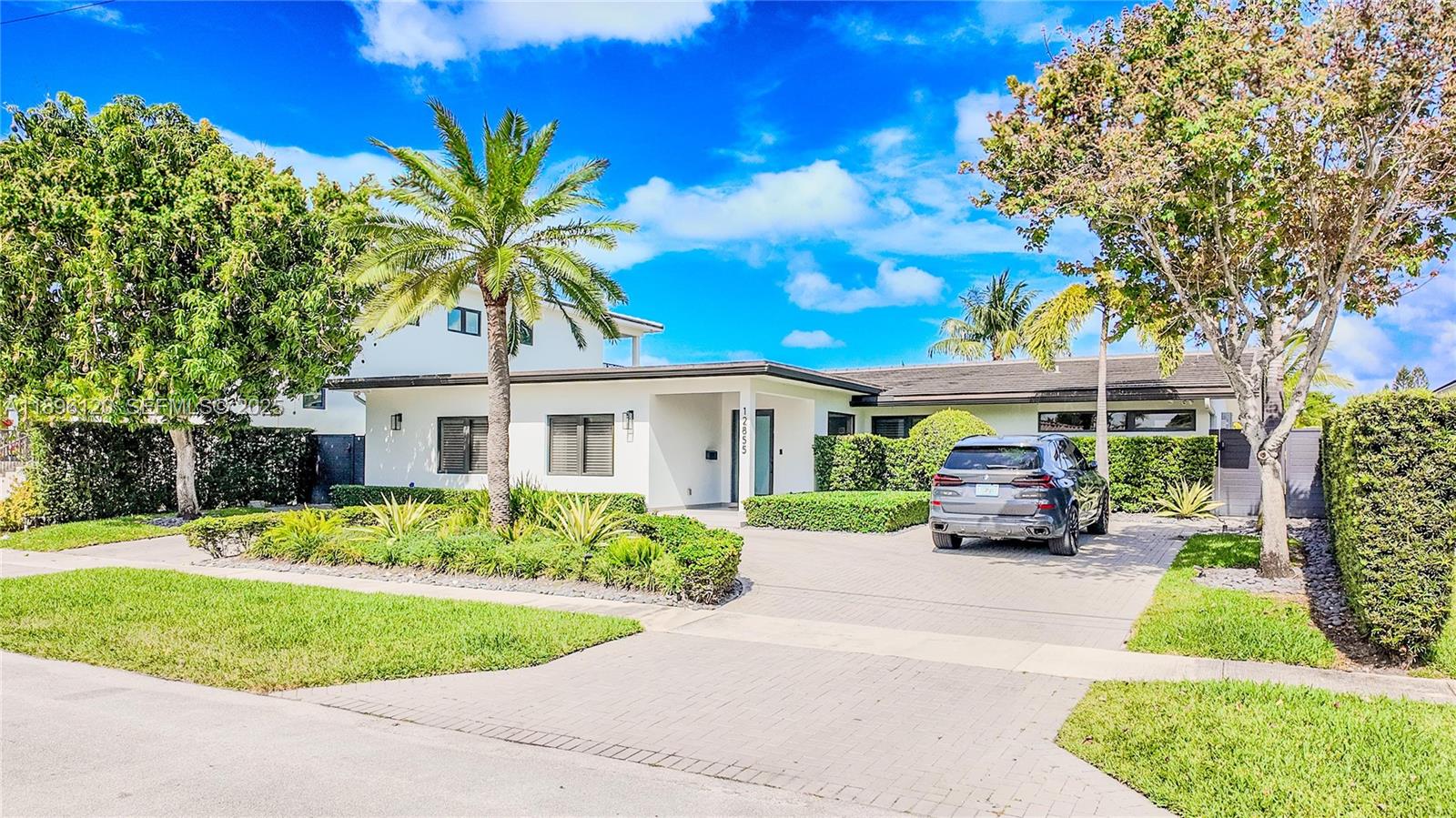 12855 Maple Road North Miami, FL 33181 - Photo 3 of 51