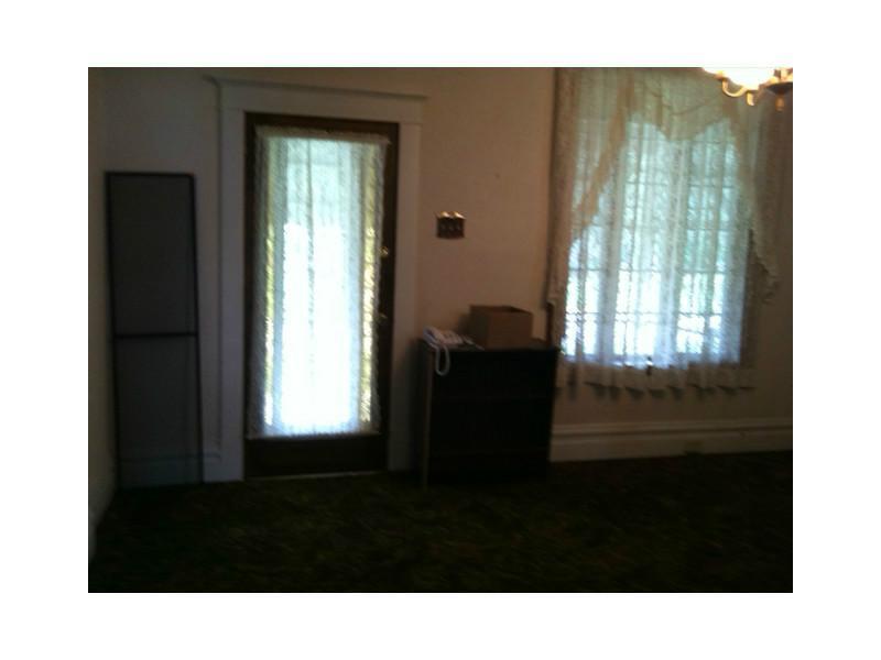 404 Republican Street Perryopolis, PA 15473 - Photo 6 of 23 Entry/Foyer.