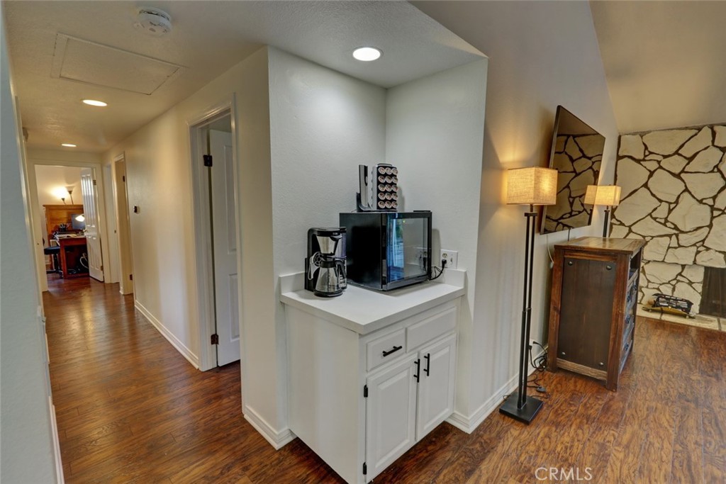 16082 Cache Street Fountain Valley, CA 92708 - Photo 25 of 43 Coffee bar