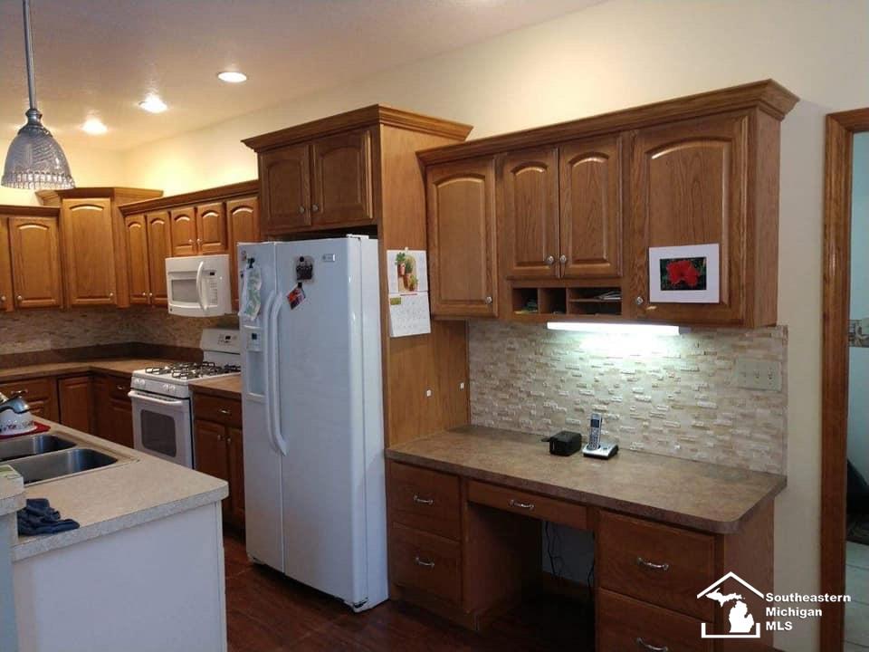 5403 Wells Road Petersburg, MI 49270 - Photo 13 of 44 31364177-12.JPG