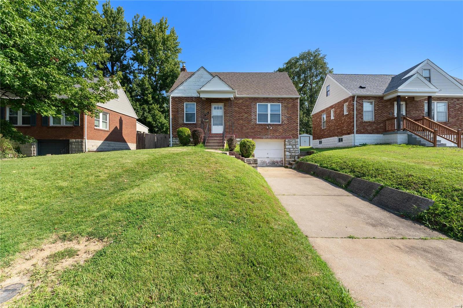 6111 Weber Road St. Louis, MO 63123 - Photo 2 of 23 Gallery Image 2