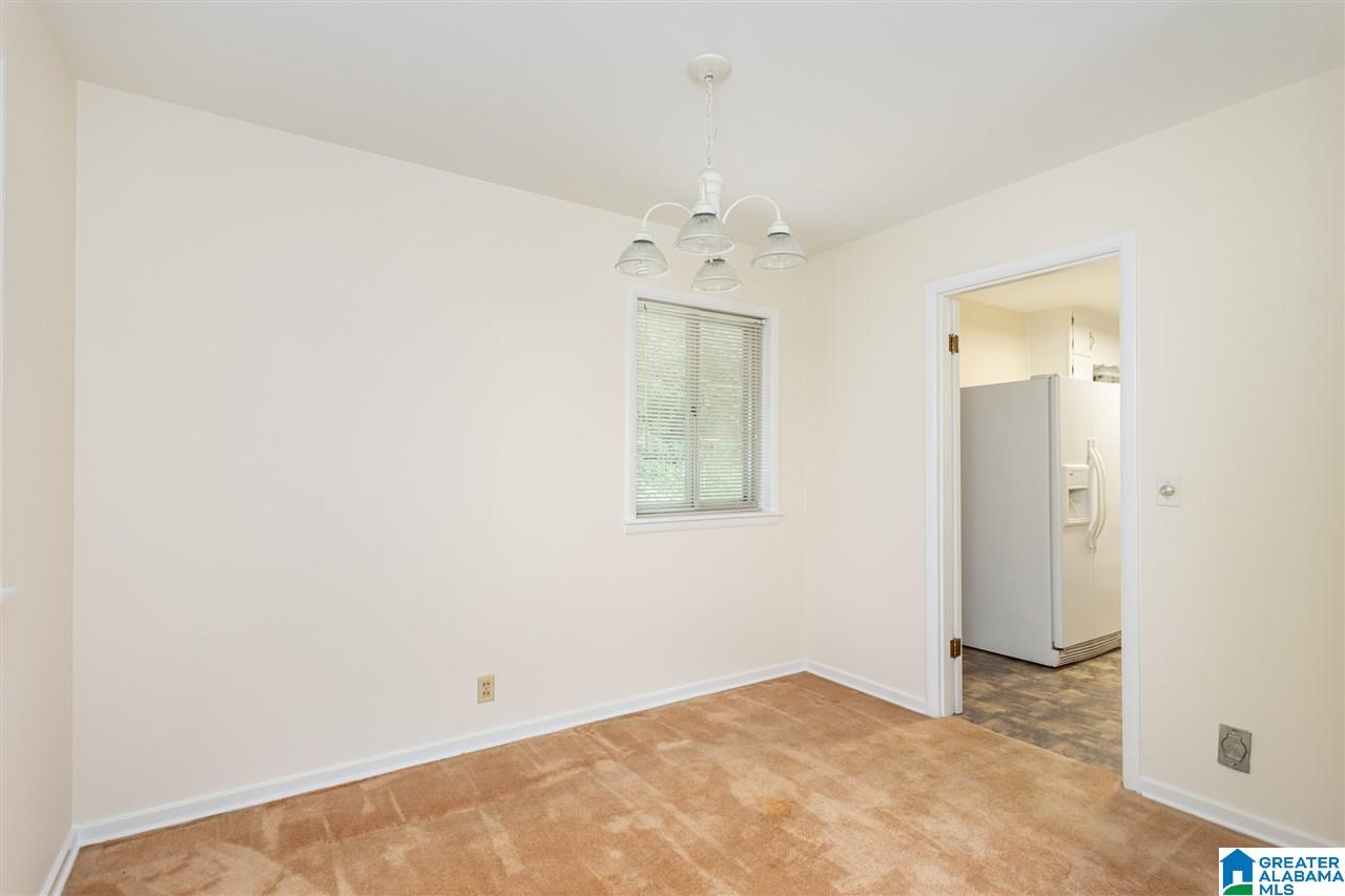 905 Barnisdale Road Birmingham, AL 35235 - Photo 8 of 36